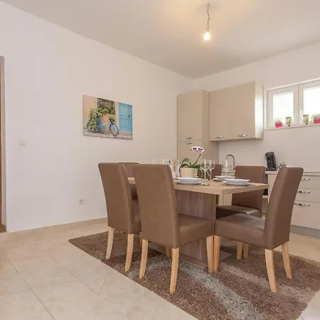 Two-bedroom In Apartman