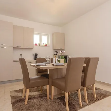 Lejlighed Two-bedroom In Šibenik