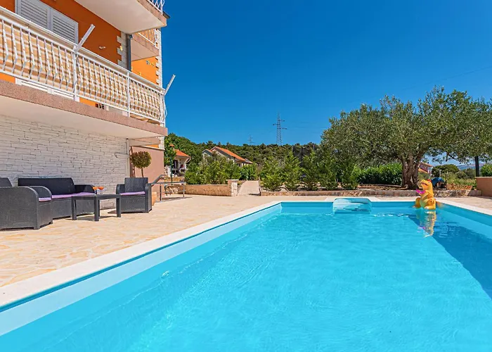 Two-bedroom In Διαμέρισμα